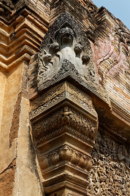 Prasat Sikhoraphum-MAR15-031